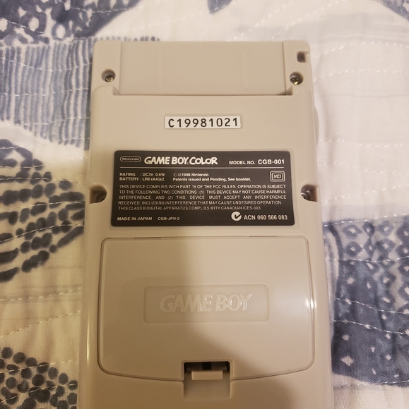 Gameboy Color - Picture 2 of 2